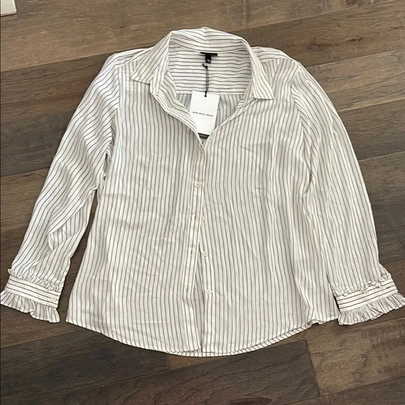 Striped Button-Up Blouse - Picture 2 of 6